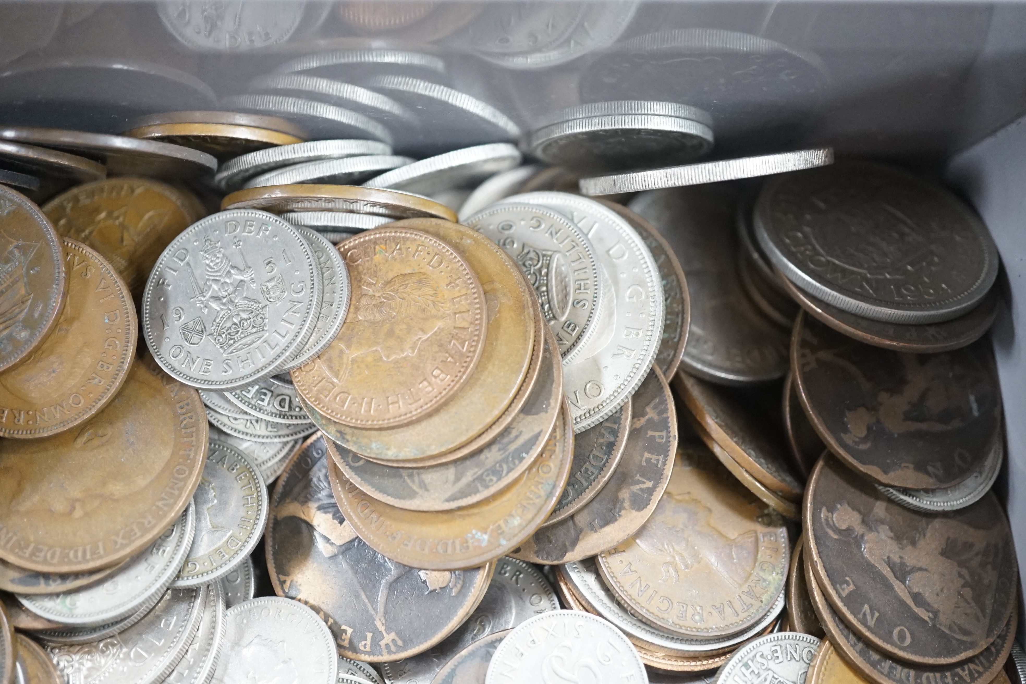 A tin of pre 1947 and QEII coins